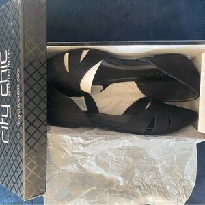 City Chic Black and White Heels